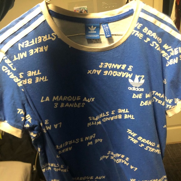 Size small adidas t-shirt - Picture 1 of 3